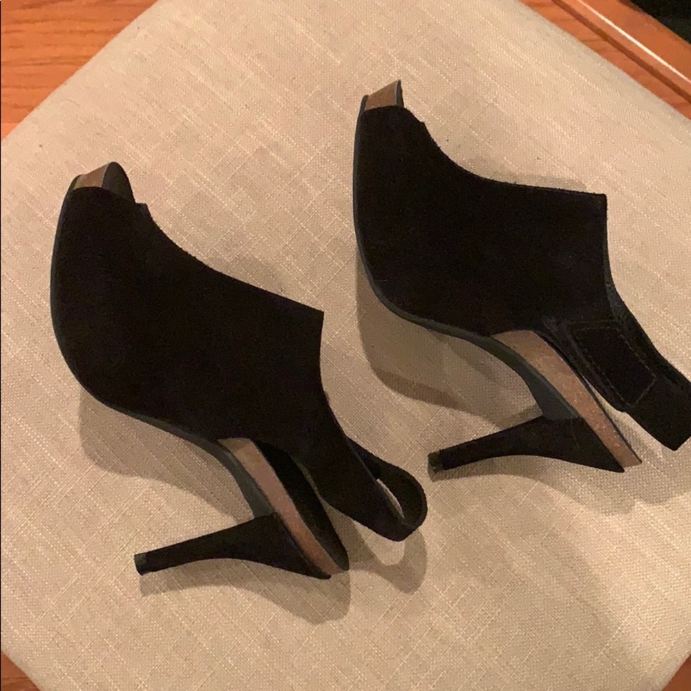 Peep toe suede heels